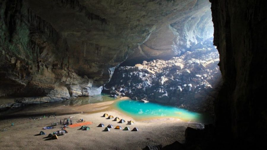 Some people are camping in the ogbunike cave of Nigeria